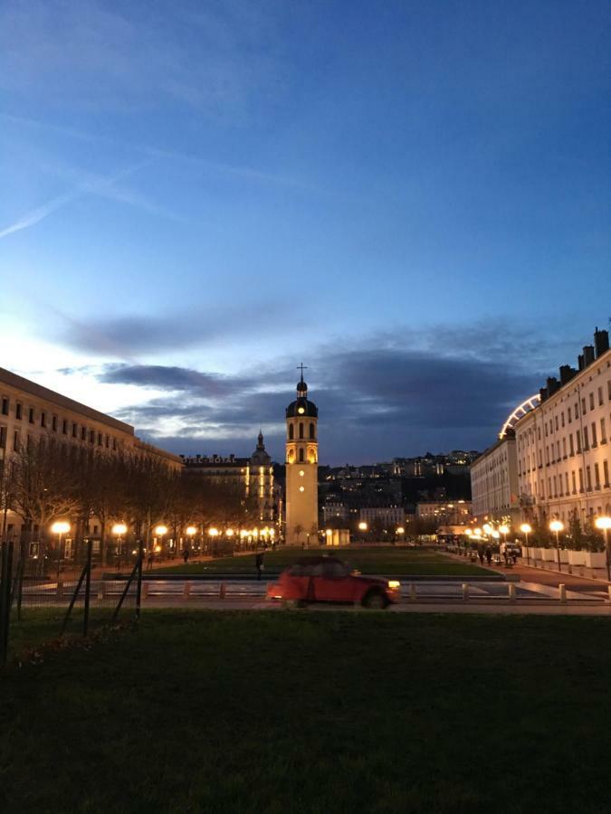 Mon Appart A Villon-Monplaisir Lyon Exterior photo